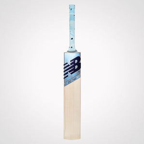 New Balance DC 740 - EW. Cricket Bat