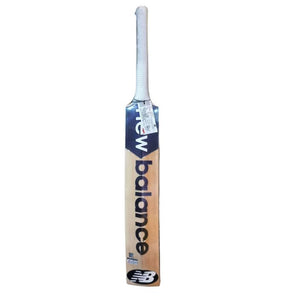 New Balance DC 800i Max - EW. Cricket Bat