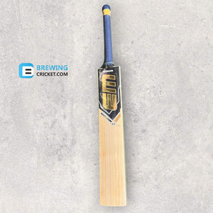 EM. Maxxum 5.0 - EW. Cricket Bat